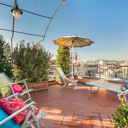 Pantheon Large Terrace Penthouse Rome